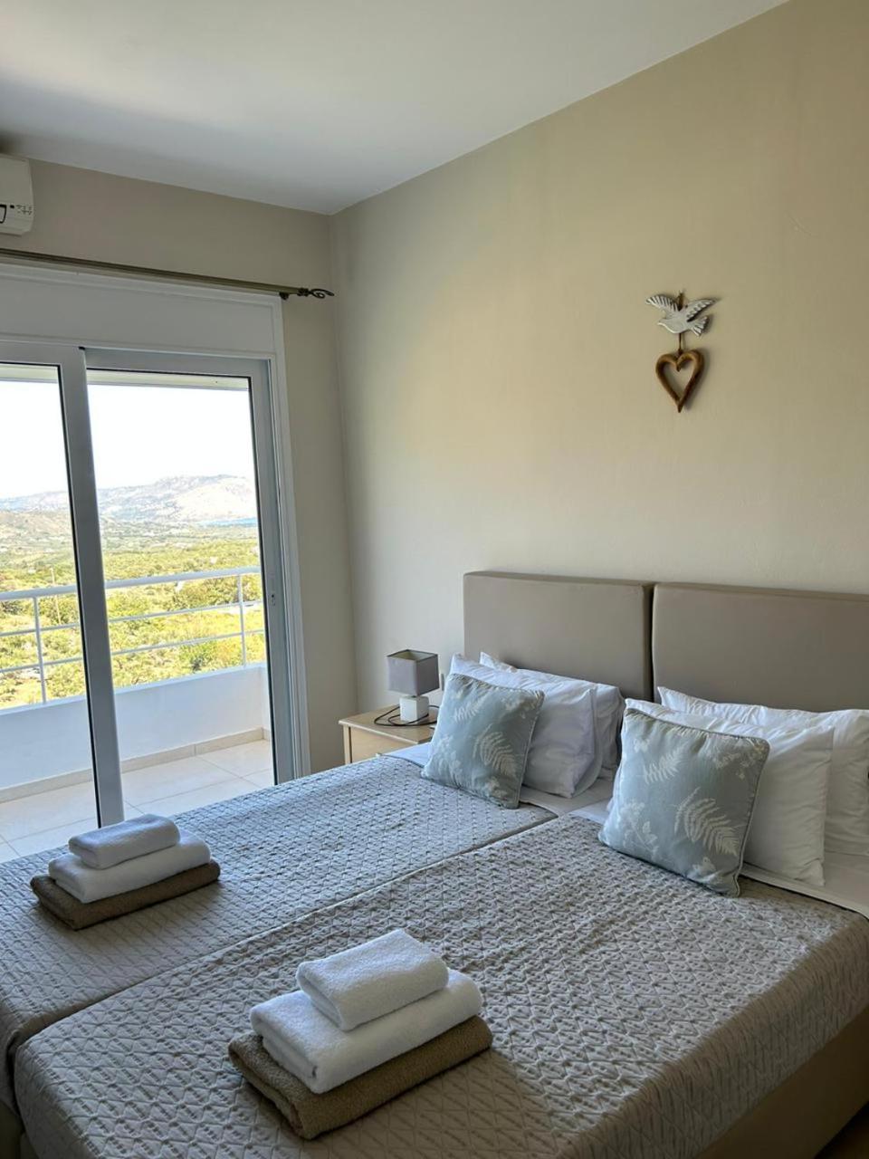 Vuna - Private Pool -sea View Chania (Crete)